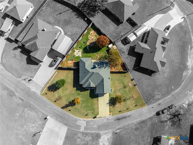 210 Lakewood Drive, Gatesville, TX 76528