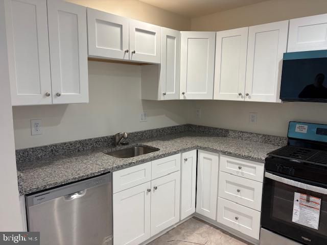 2403 BEACON DR, Sicklerville, NJ 08081