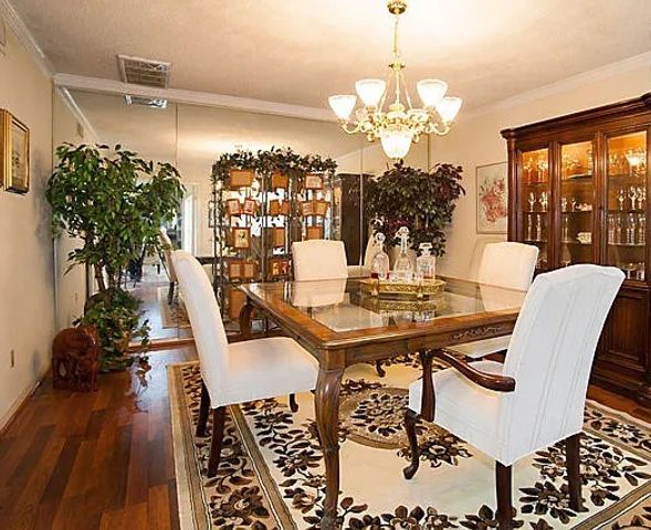 6615 Lyndon B Johnson Freeway, Dallas, TX 75240