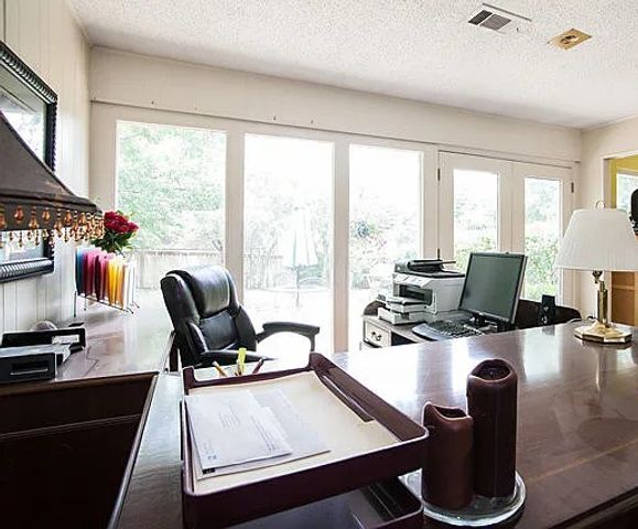 6615 Lyndon B Johnson Freeway, Dallas, TX 75240