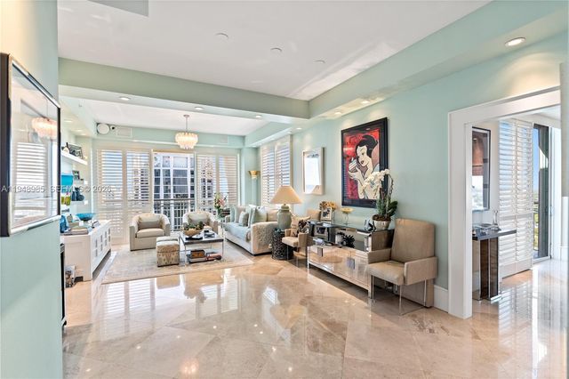 3350 SW 27 Ave PH-2203, Coconut Grove, FL 33133