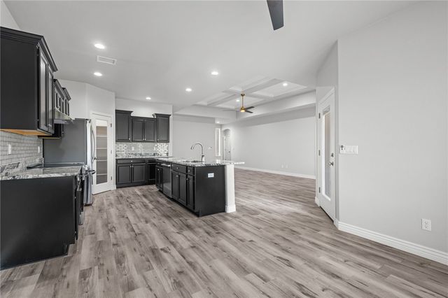 9821 N Vista Drive, Kingman, AZ 86401