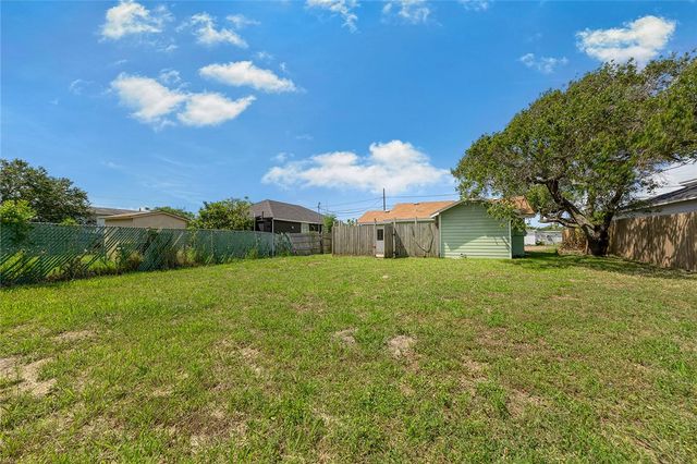 438 Valerie, Corpus Christi, TX 78418