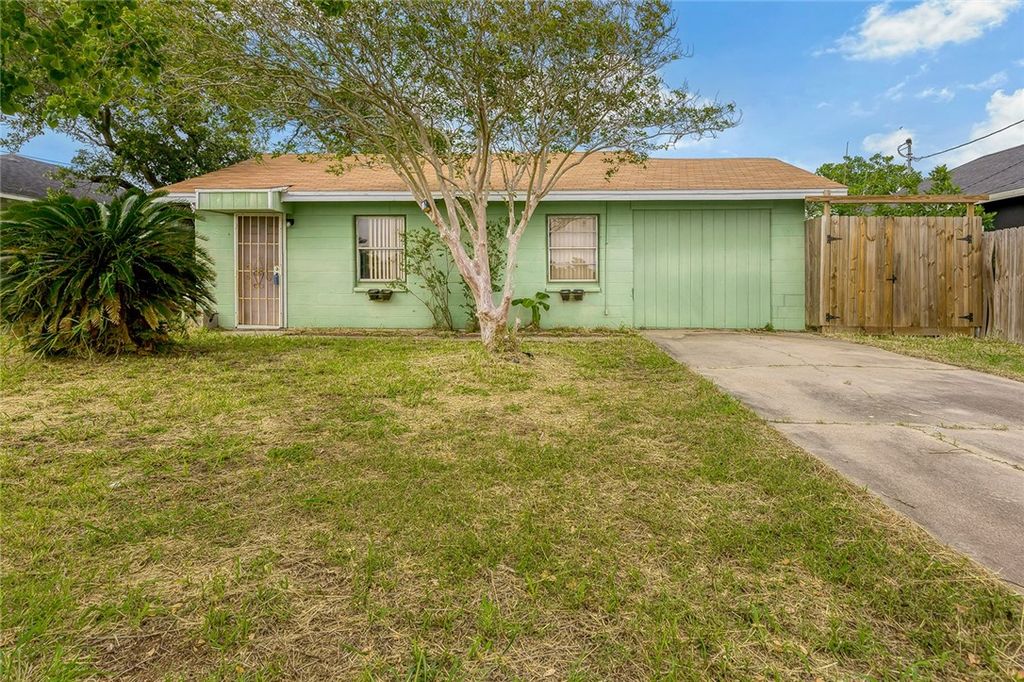 438 Valerie, Corpus Christi, TX 78418
