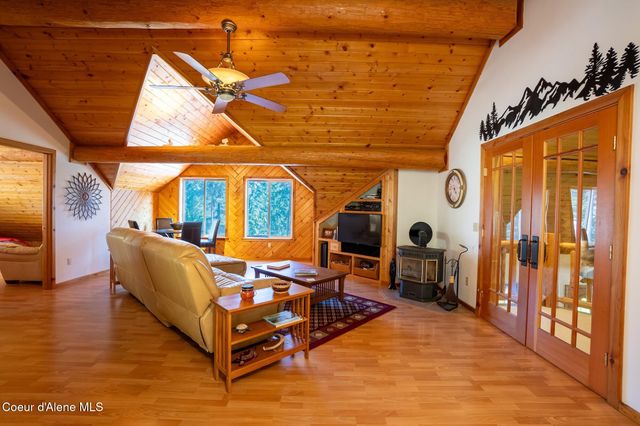 2264 Parker Canyon Rd, Bonners Ferry, ID 83805