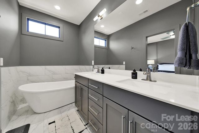 428 E 33rd Street, Charlotte, NC 28205