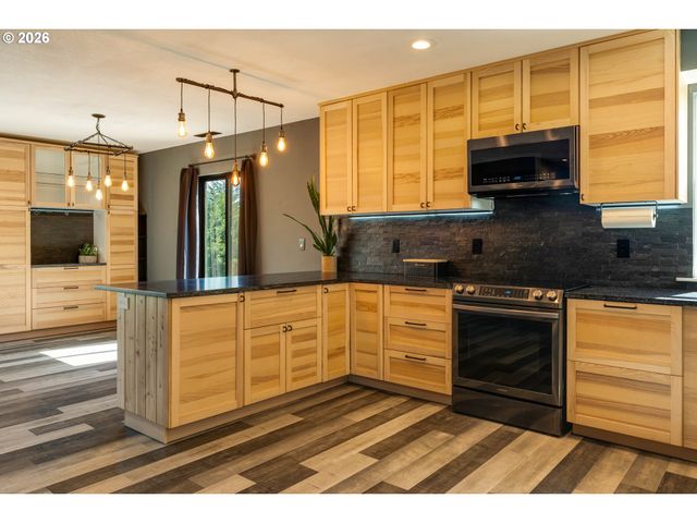 16515 Nw HIGHWAY 47, Banks, OR 97106