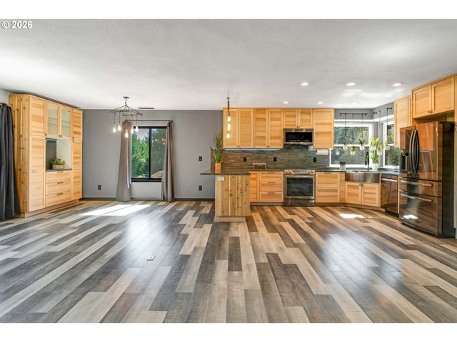 16515 Nw HIGHWAY 47, Banks, OR 97106