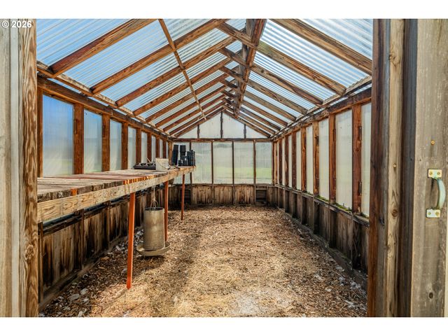 16515 Nw HIGHWAY 47, Banks, OR 97106