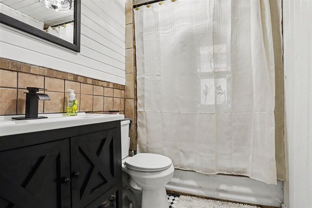 58858 River Heights Drive, Three Rivers, MI 49093