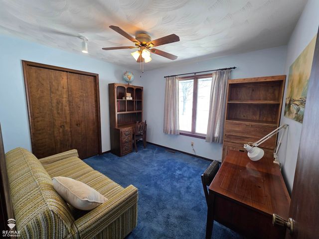 2445 N Hickory Road, Owosso Twp, MI 48867