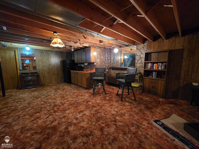 2445 N Hickory Road, Owosso Twp, MI 48867