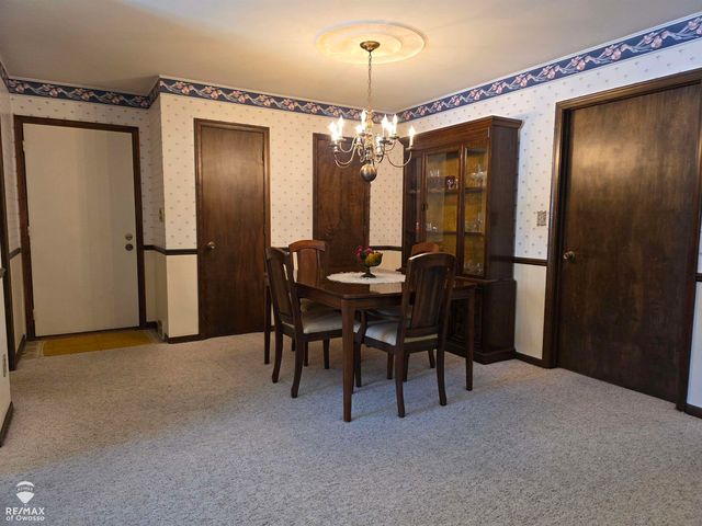 2445 N Hickory Road, Owosso Twp, MI 48867