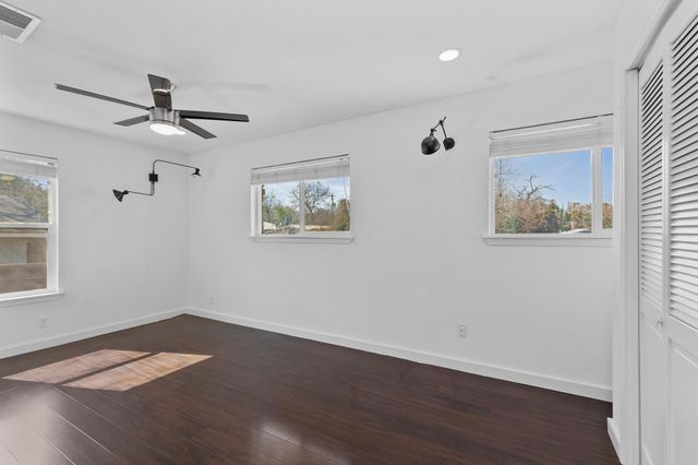 3001 Catalina DR, Austin, TX 78741