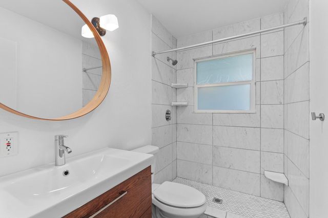 3001 Catalina DR, Austin, TX 78741