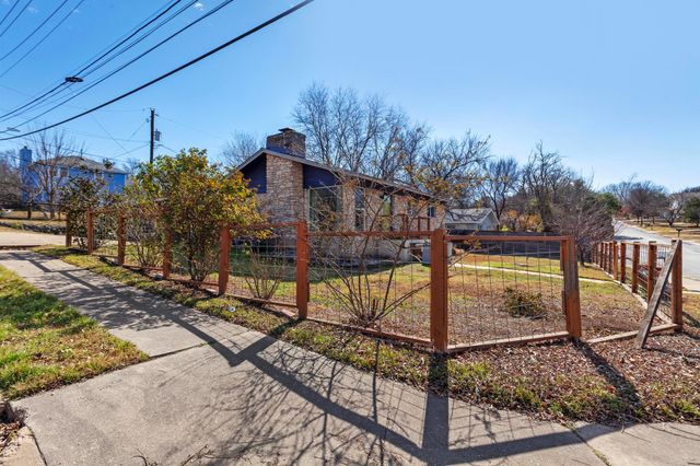 3001 Catalina DR, Austin, TX 78741