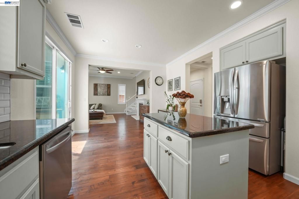 Image 17 of property listing at 2188 Arlington Way, San Ramon, CA 94582
