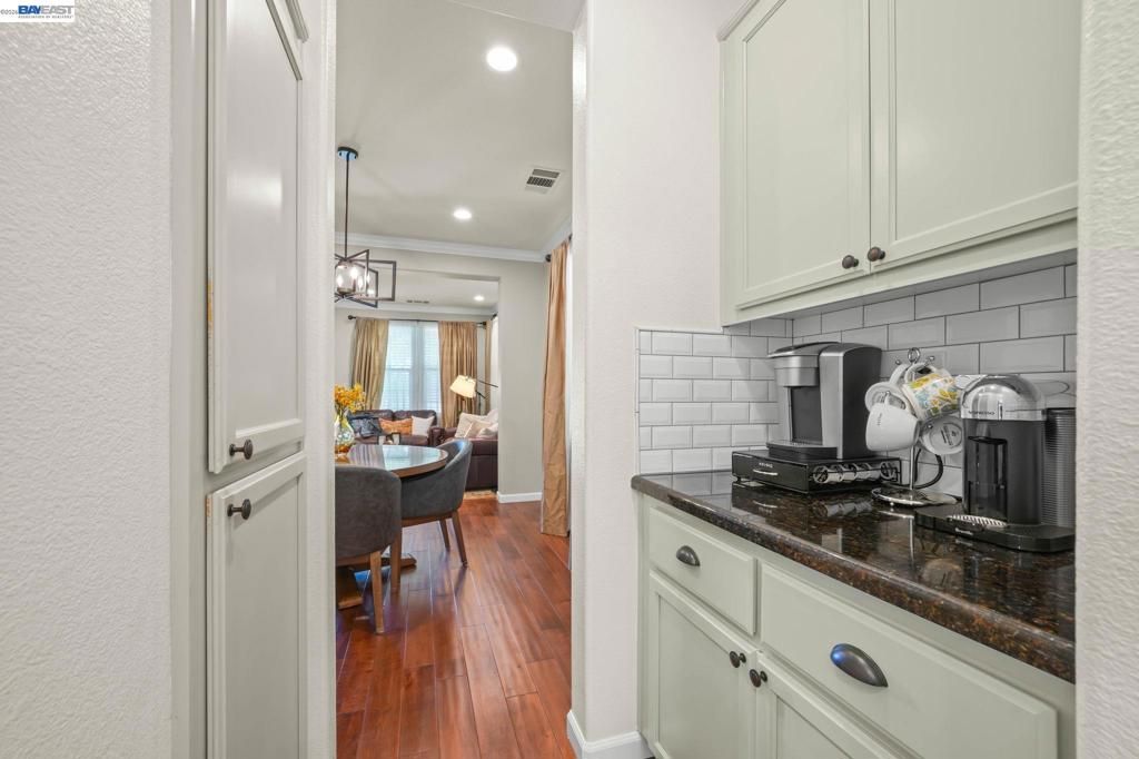 Image 18 of property listing at 2188 Arlington Way, San Ramon, CA 94582