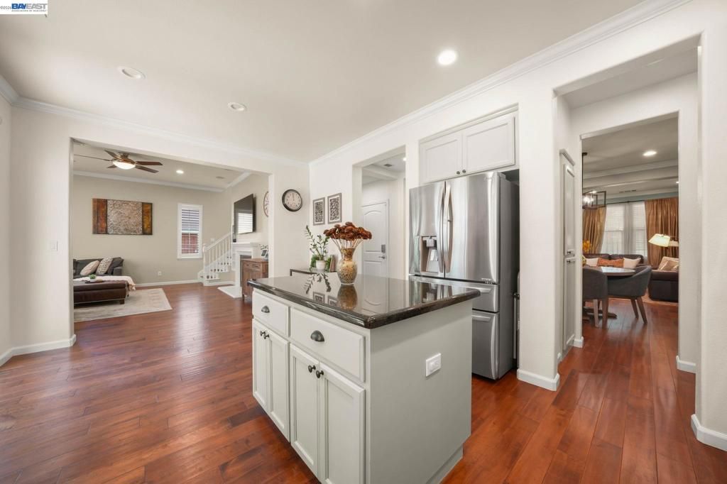 Image 19 of property listing at 2188 Arlington Way, San Ramon, CA 94582