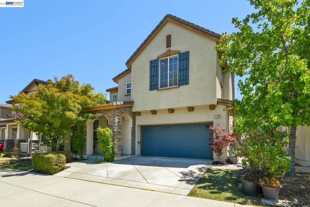 Image 3 of property listing at 2188 Arlington Way, San Ramon, CA 94582