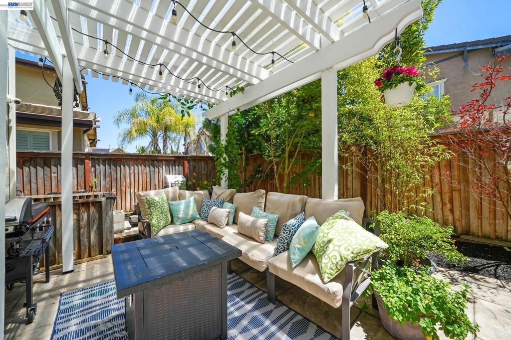 Image 39 of property listing at 2188 Arlington Way, San Ramon, CA 94582