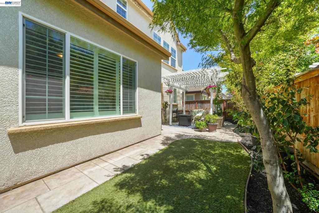 Image 43 of property listing at 2188 Arlington Way, San Ramon, CA 94582