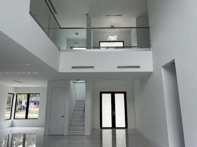 2 Hough Drive, Miami Springs, FL 33166