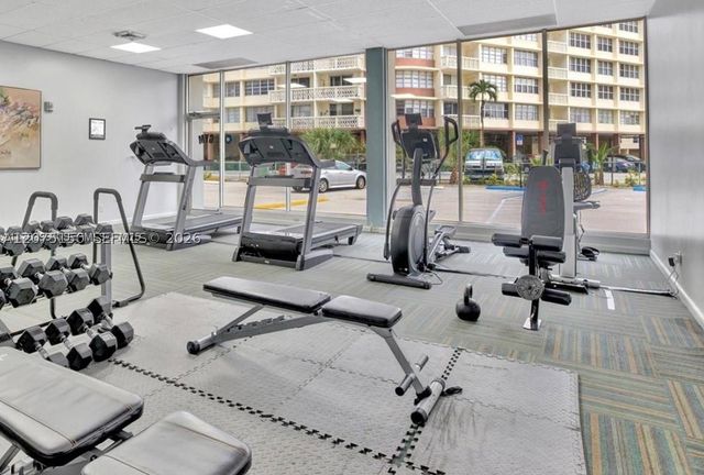 1801 S Ocean Dr 640, Hallandale Beach, FL 33009
