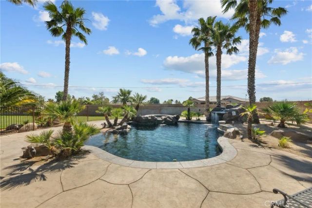 40139 15 Street West, Palmdale, CA 93551