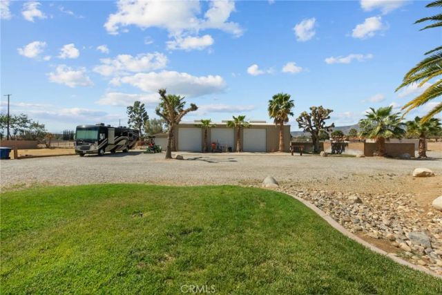 40139 15 Street West, Palmdale, CA 93551