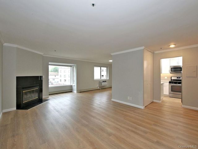 300 Livingston Avenue 3E, Mamaroneck, NY 10543