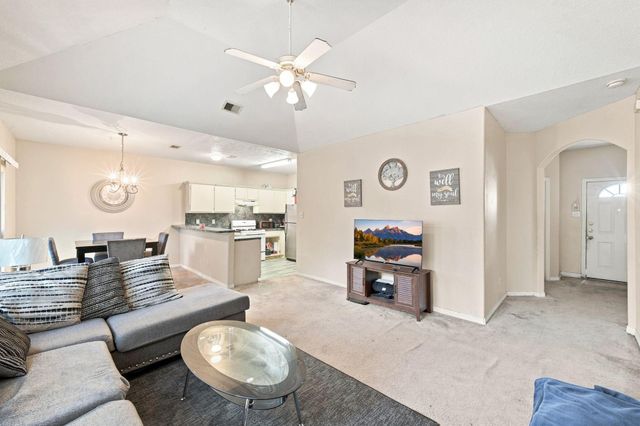 7965 Fields Street, Houston, TX 77028