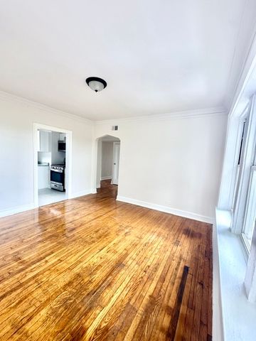 3705 W Division Street 3, Chicago, IL 60651