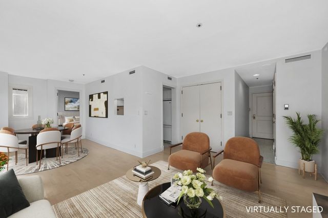 20 Rowes Wharf PH4, Boston, MA 02110