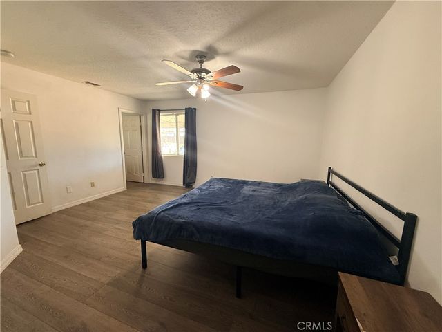 18401 Westlawn St, Hesperia, CA 92345
