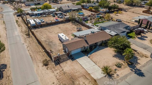 18401 Westlawn St, Hesperia, CA 92345