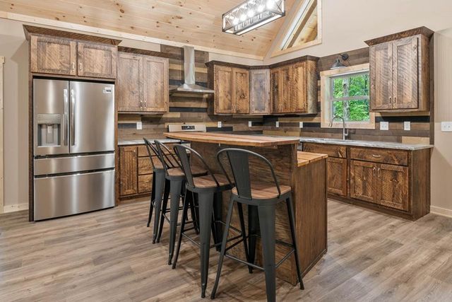 241 Lemmon Lane, Ellijay, GA 30540