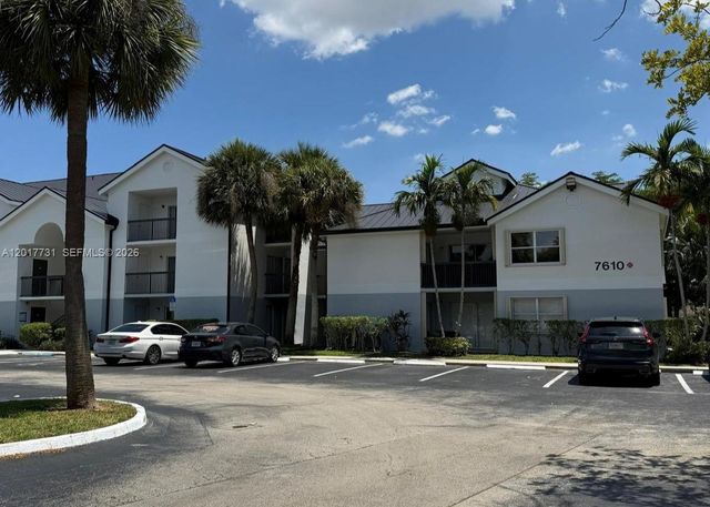 7610 Westwood Dr 122, Tamarac, FL 33321