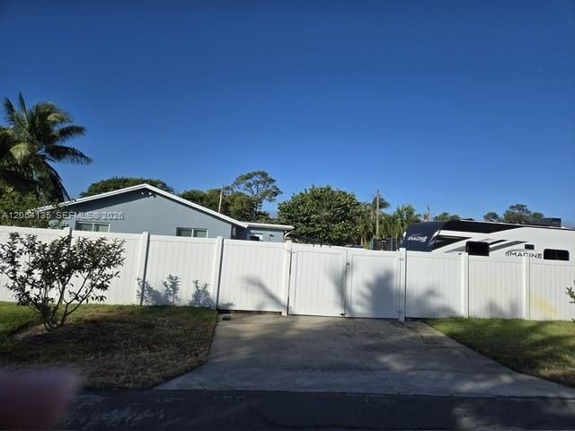 903 NW 6th Avenue, Boynton Beach, FL 33426