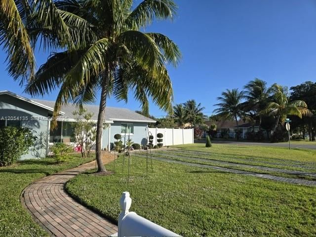 903 NW 6th Avenue, Boynton Beach, FL 33426