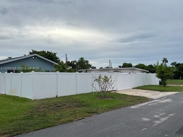 903 NW 6th Avenue, Boynton Beach, FL 33426