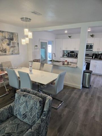 903 NW 6th Avenue, Boynton Beach, FL 33426
