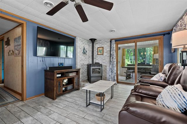 4135 W Joy Road, Shelbyville, MI 49344