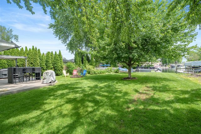 4135 W Joy Road, Shelbyville, MI 49344