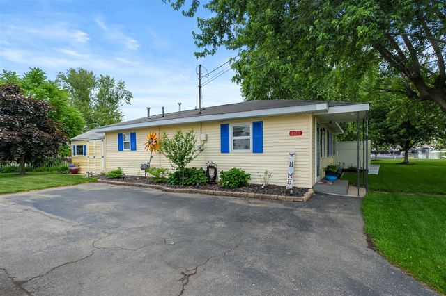 4135 W Joy Road, Shelbyville, MI 49344