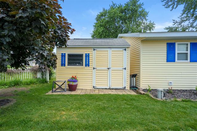 4135 W Joy Road, Shelbyville, MI 49344