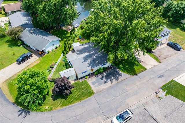 4135 W Joy Road, Shelbyville, MI 49344