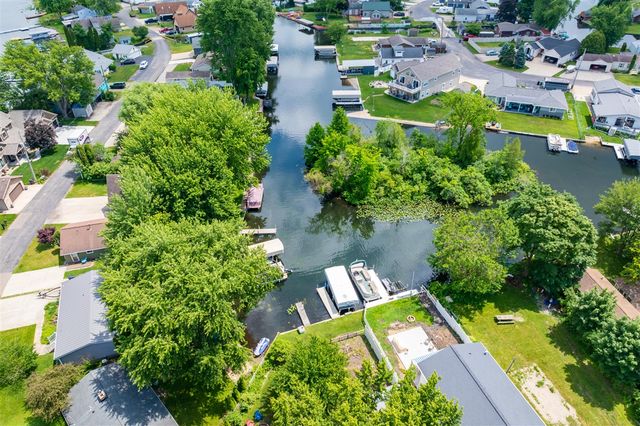4135 W Joy Road, Shelbyville, MI 49344