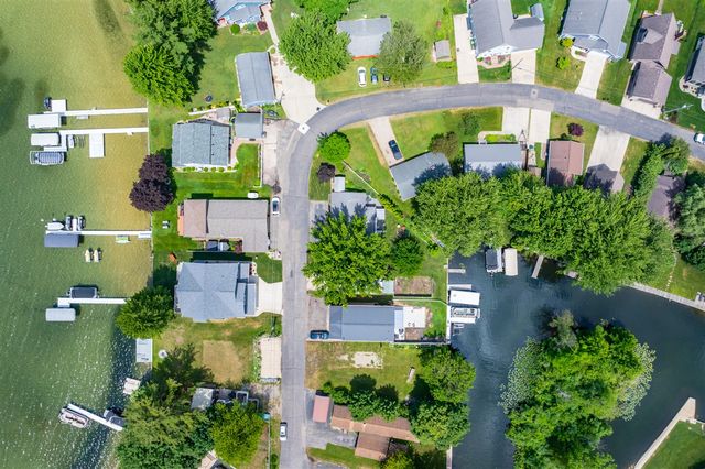 4135 W Joy Road, Shelbyville, MI 49344