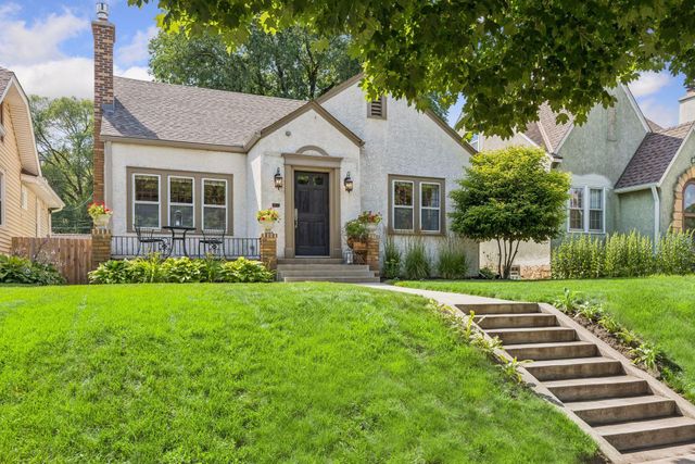 4202 Portland Avenue, Minneapolis, MN 55407